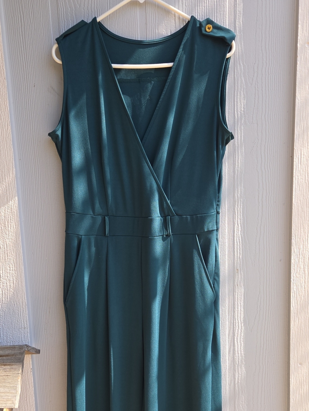 Unbranded | Sleeveless Emerald Green V-Neck Wrap Jumpsuit (Size XL)